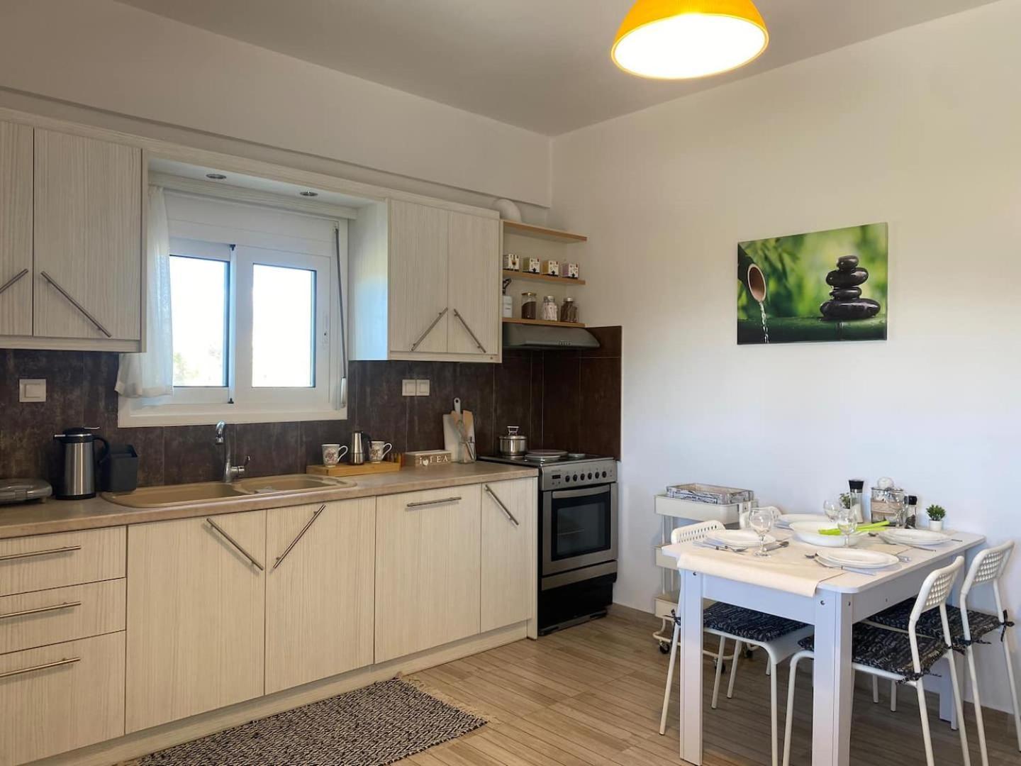 Zen Seaside Apartment Kalamaki  Dış mekan fotoğraf